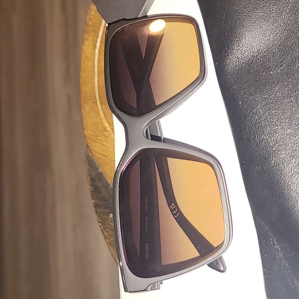 Sleek Black Sunglasses with Minimalist Design